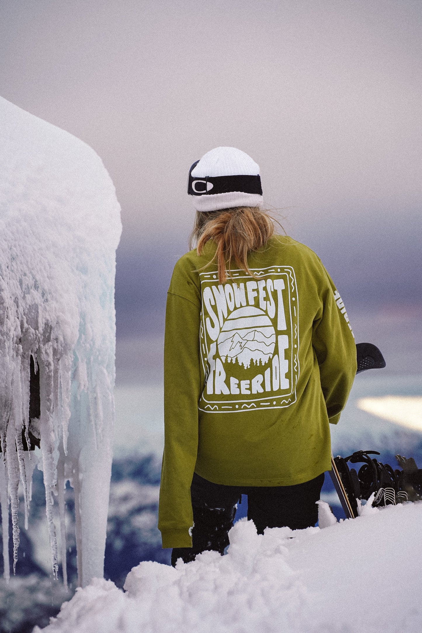 SnowFest Light Crewneck