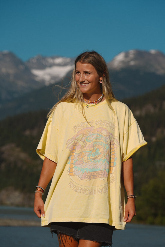 Party Wave Oversized Tee