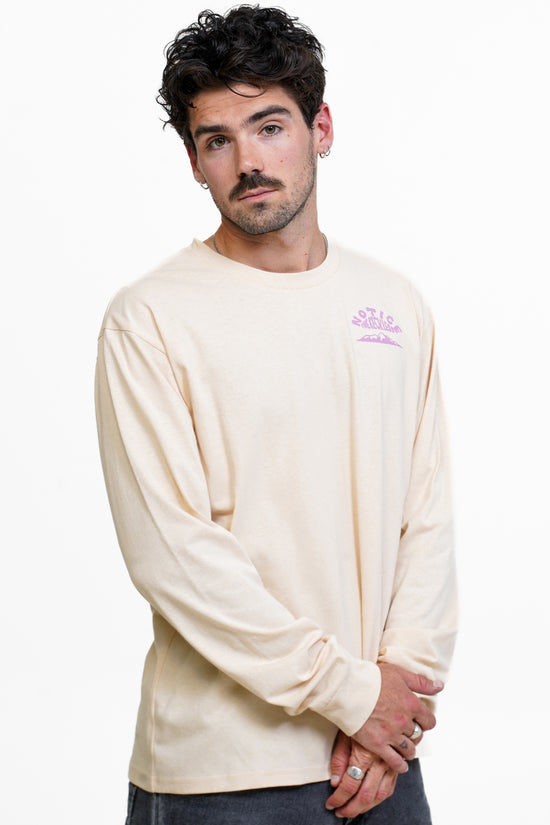 Huaraz Beige Longsleeve