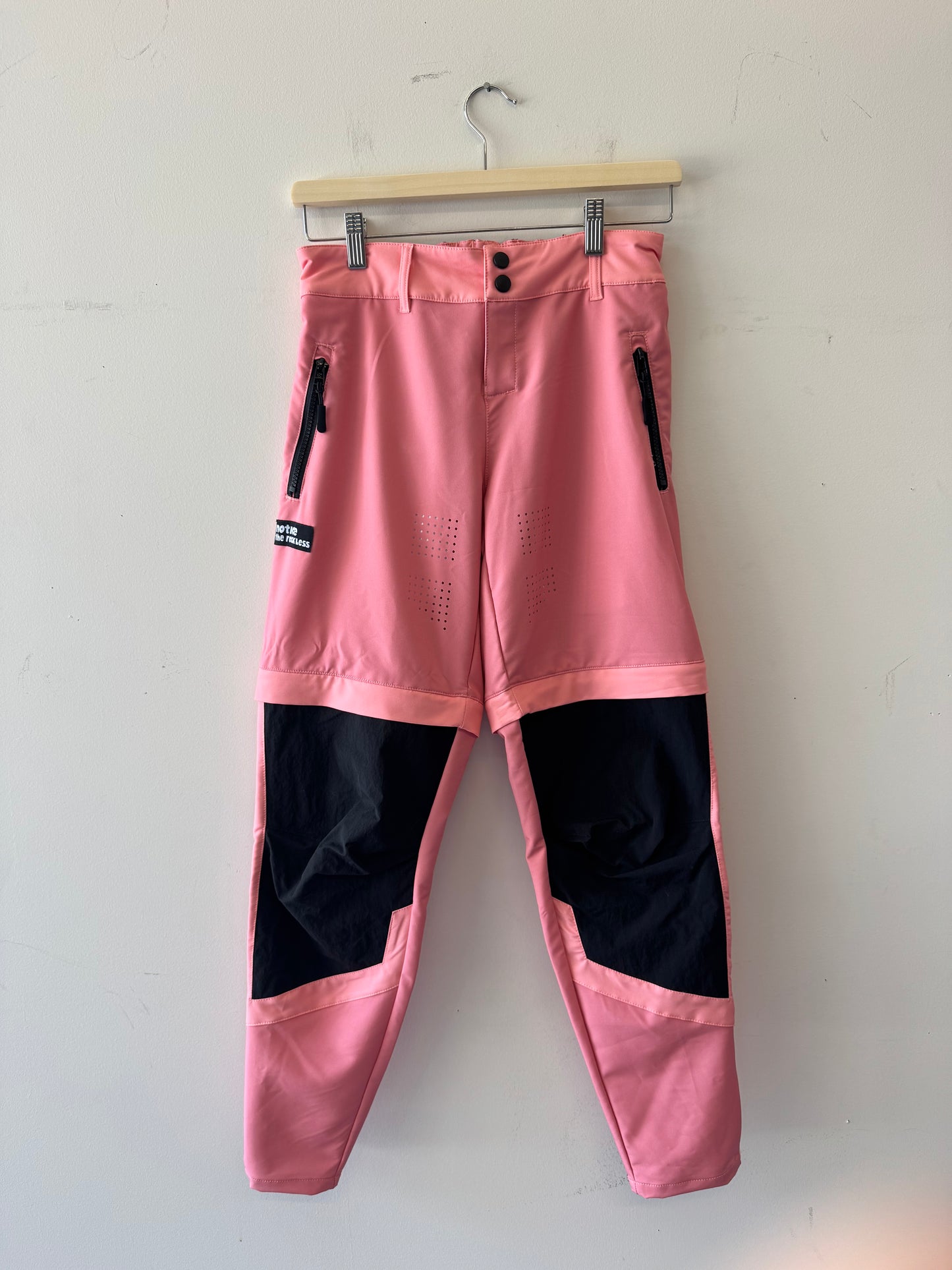 UNIQUE SAMPLE #5