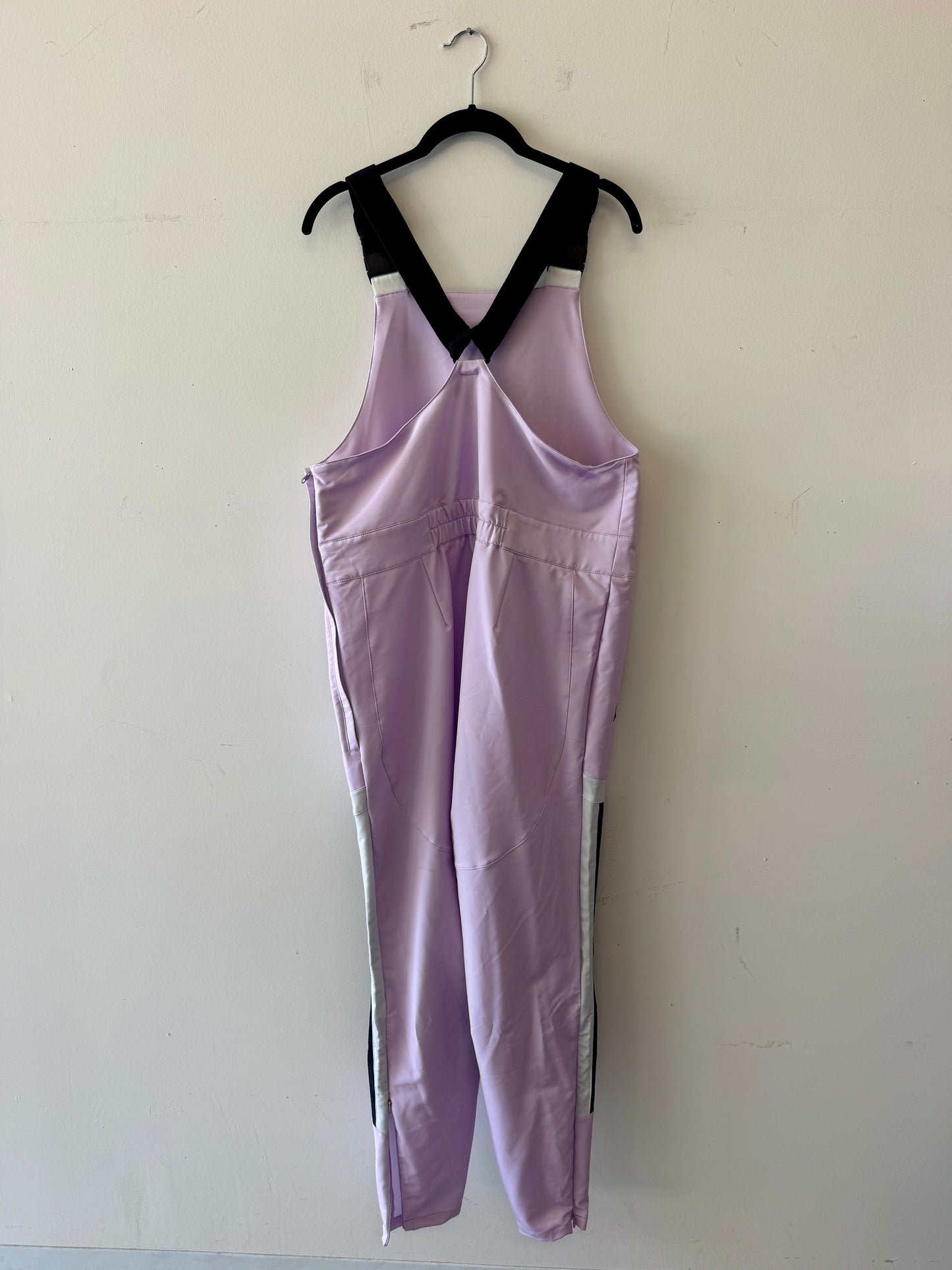 UNIQUE SAMPLE #16