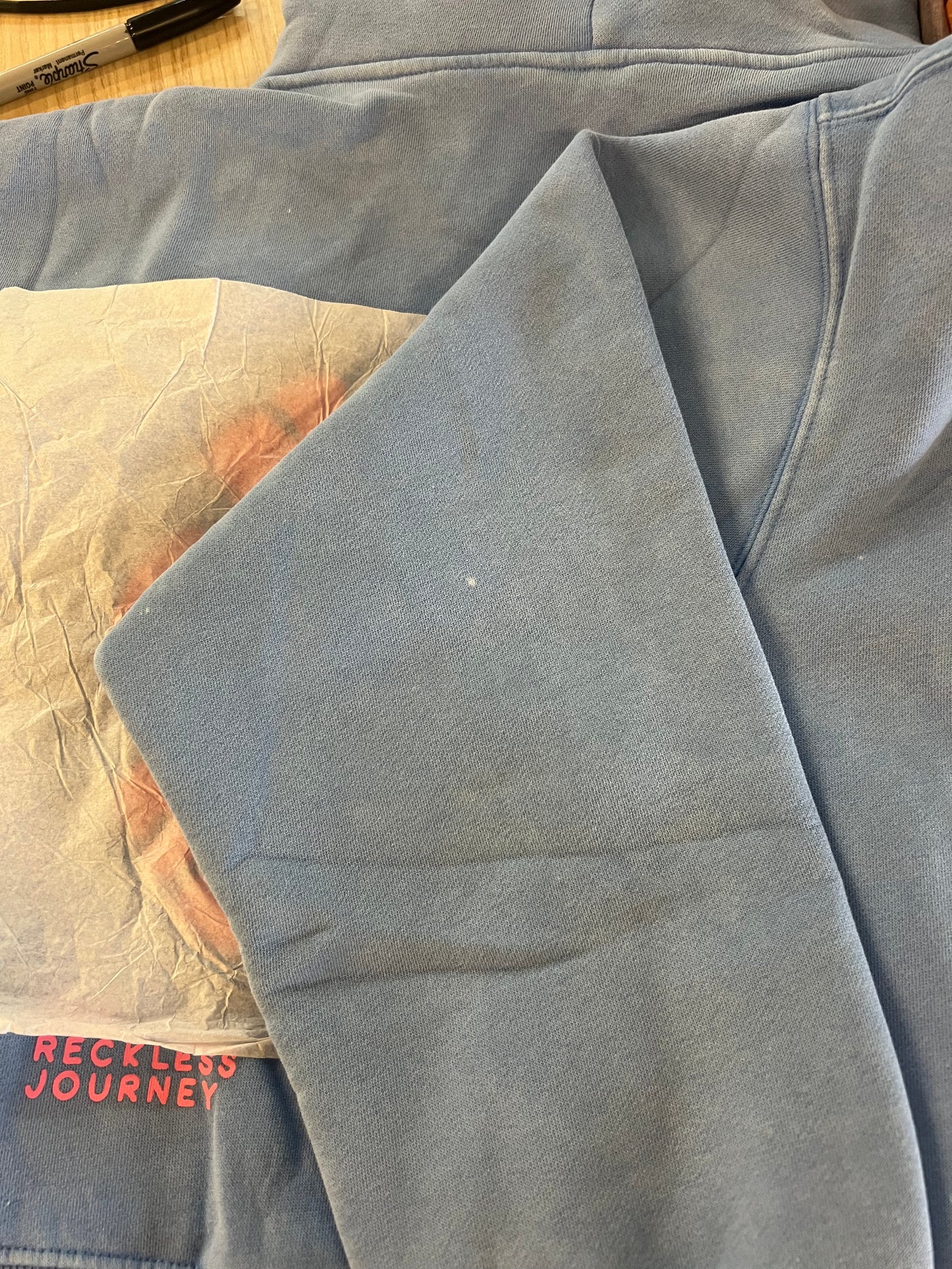 DEFECT - No Bad Days Cropped Hoodie
