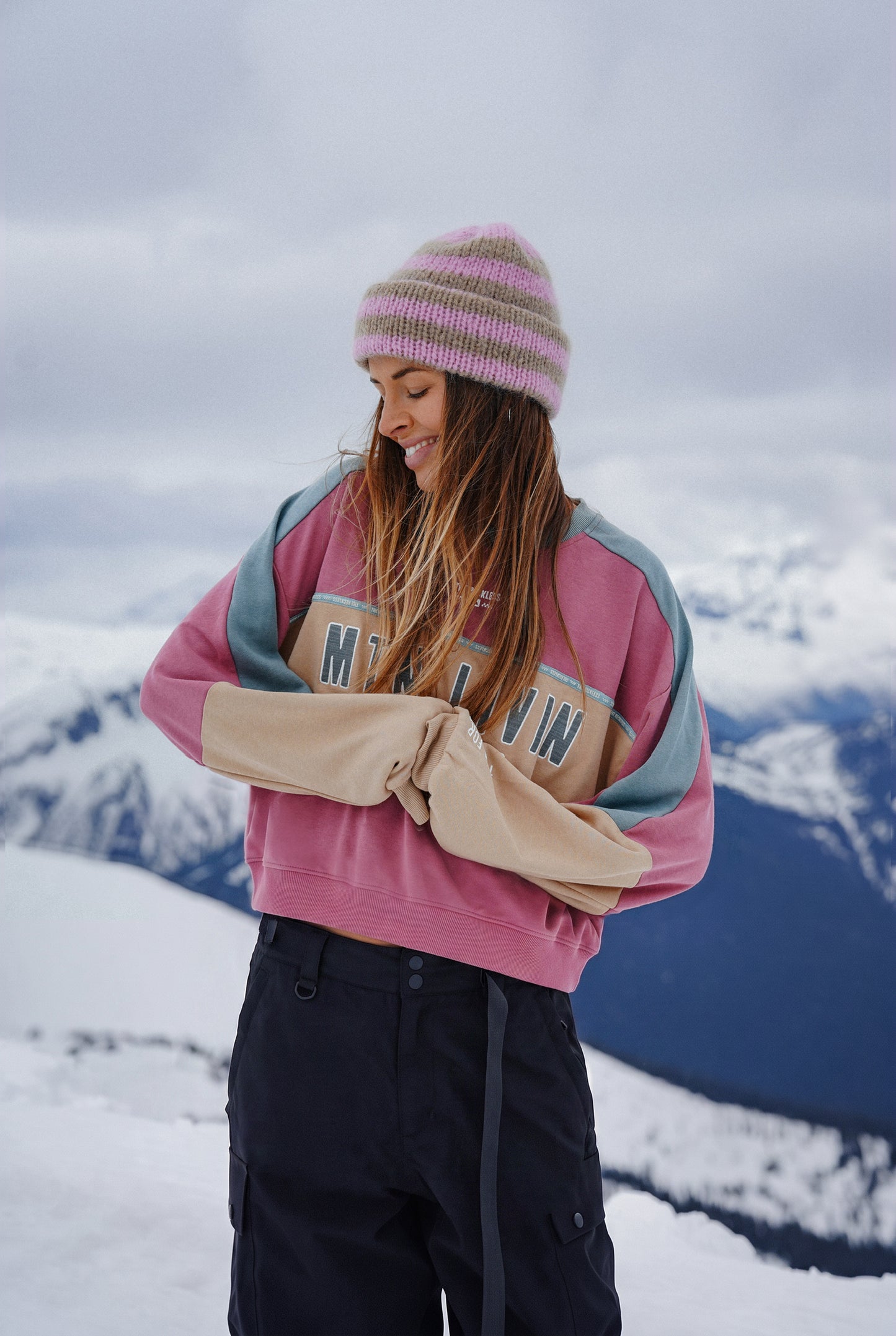 MTN Livin' Light Crewneck
