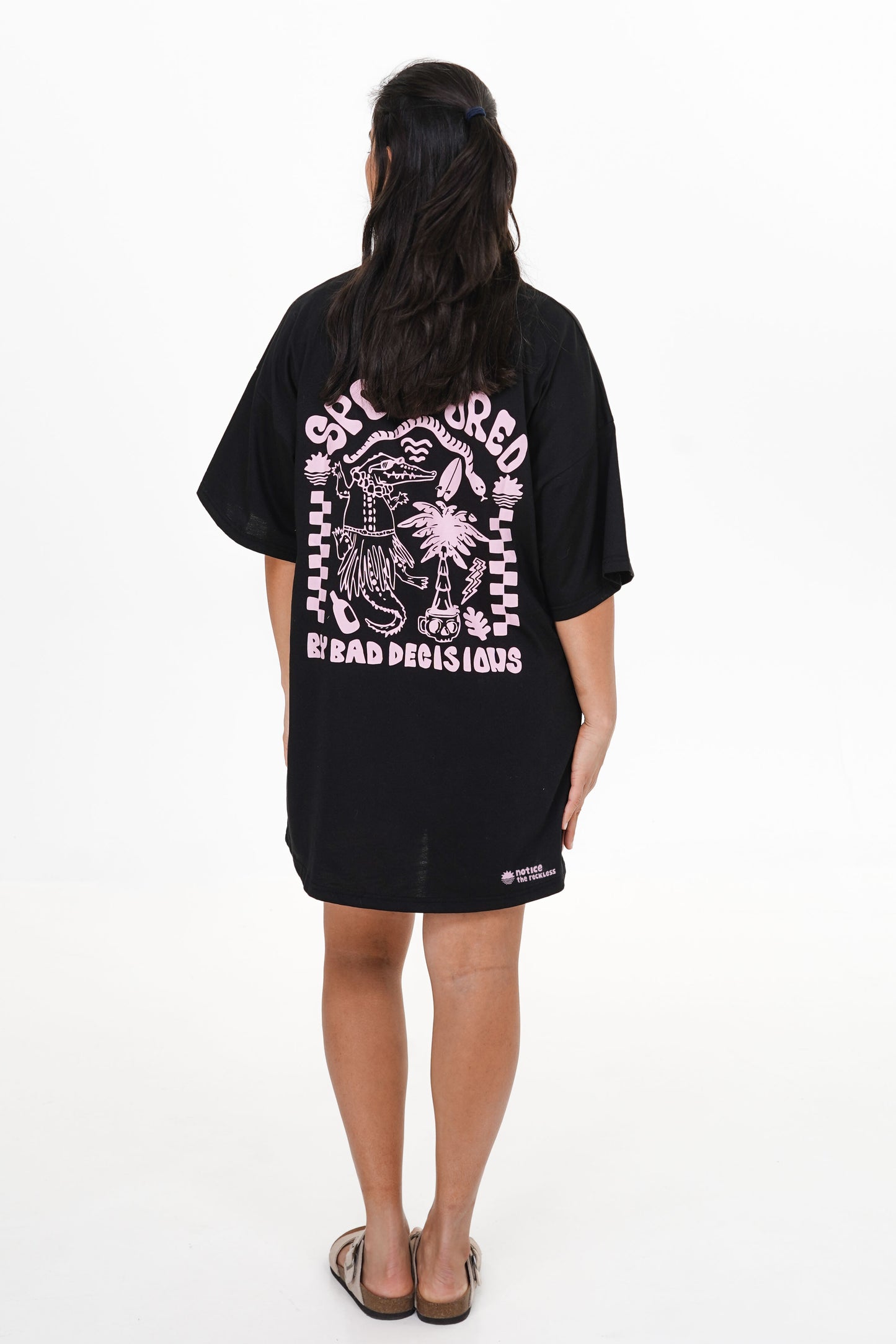 Black cotton T-shirt dress with oversized fit and graphic design for beach and mountain wear