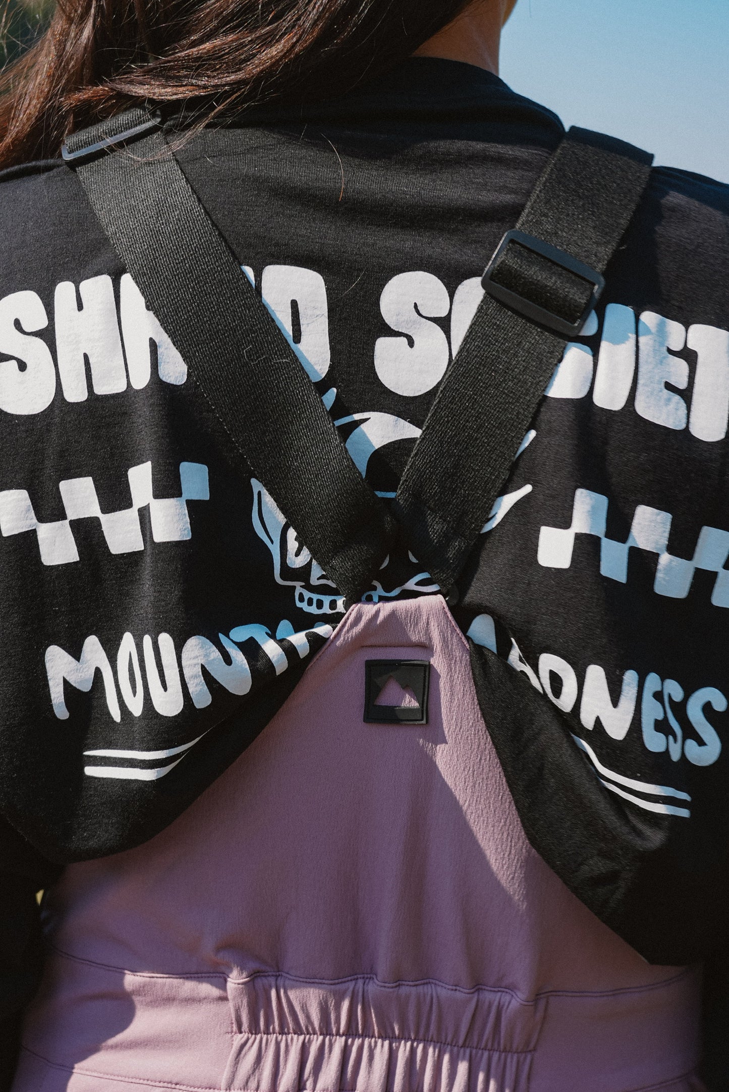 Black MTB oversized long sleeve in merino wool 180g with relaxed fit and natural odor resistant fabric