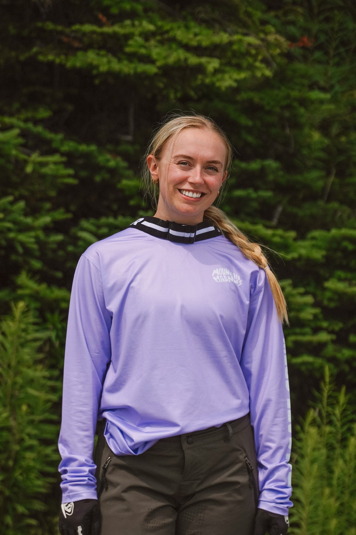 Lilac MTB long sleeve jersey for women designed for cycling with breathable quick dry material and relaxed fit