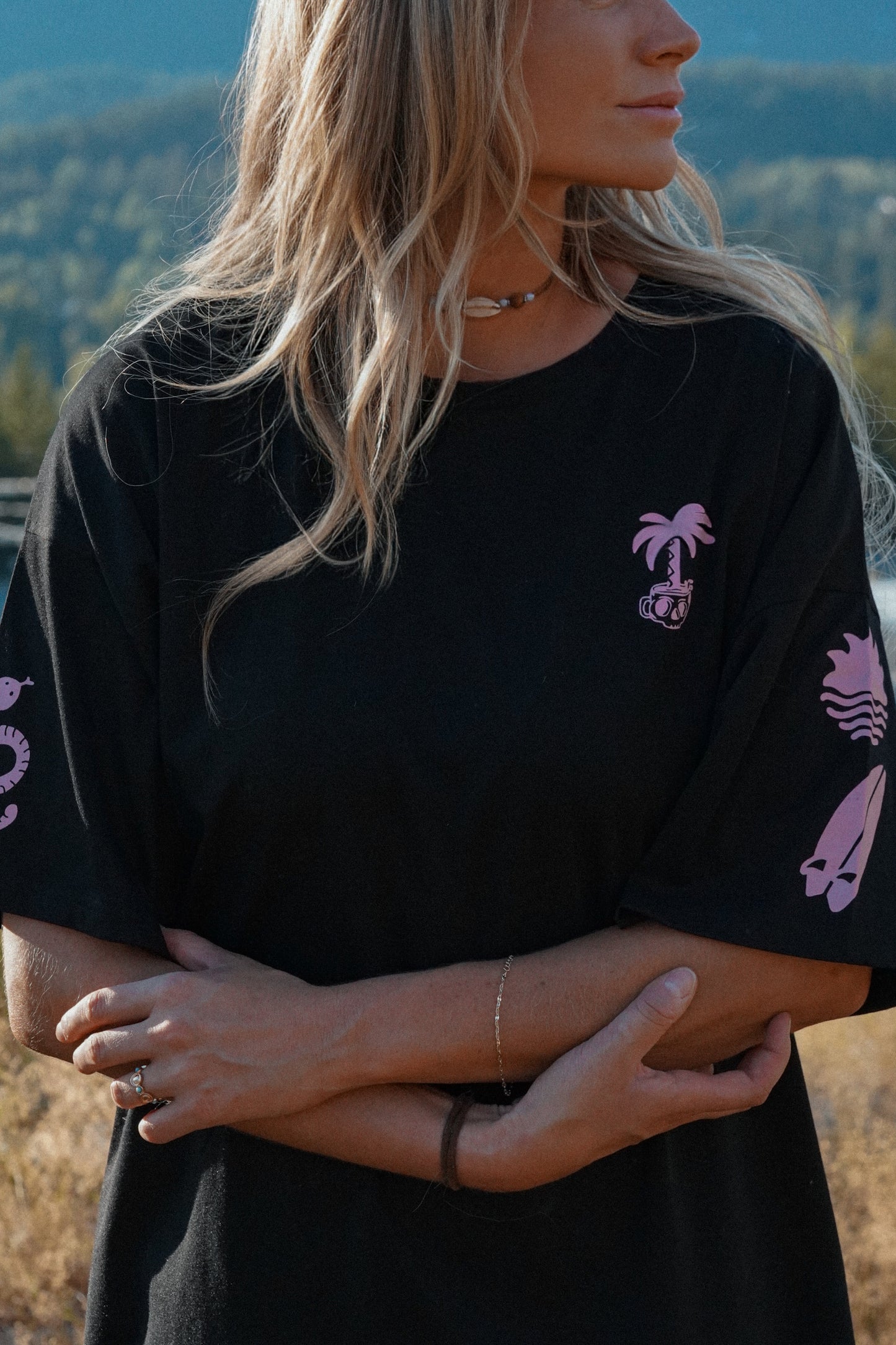 Summer cotton tee dress with back graphic print and casual beach lifestyle look