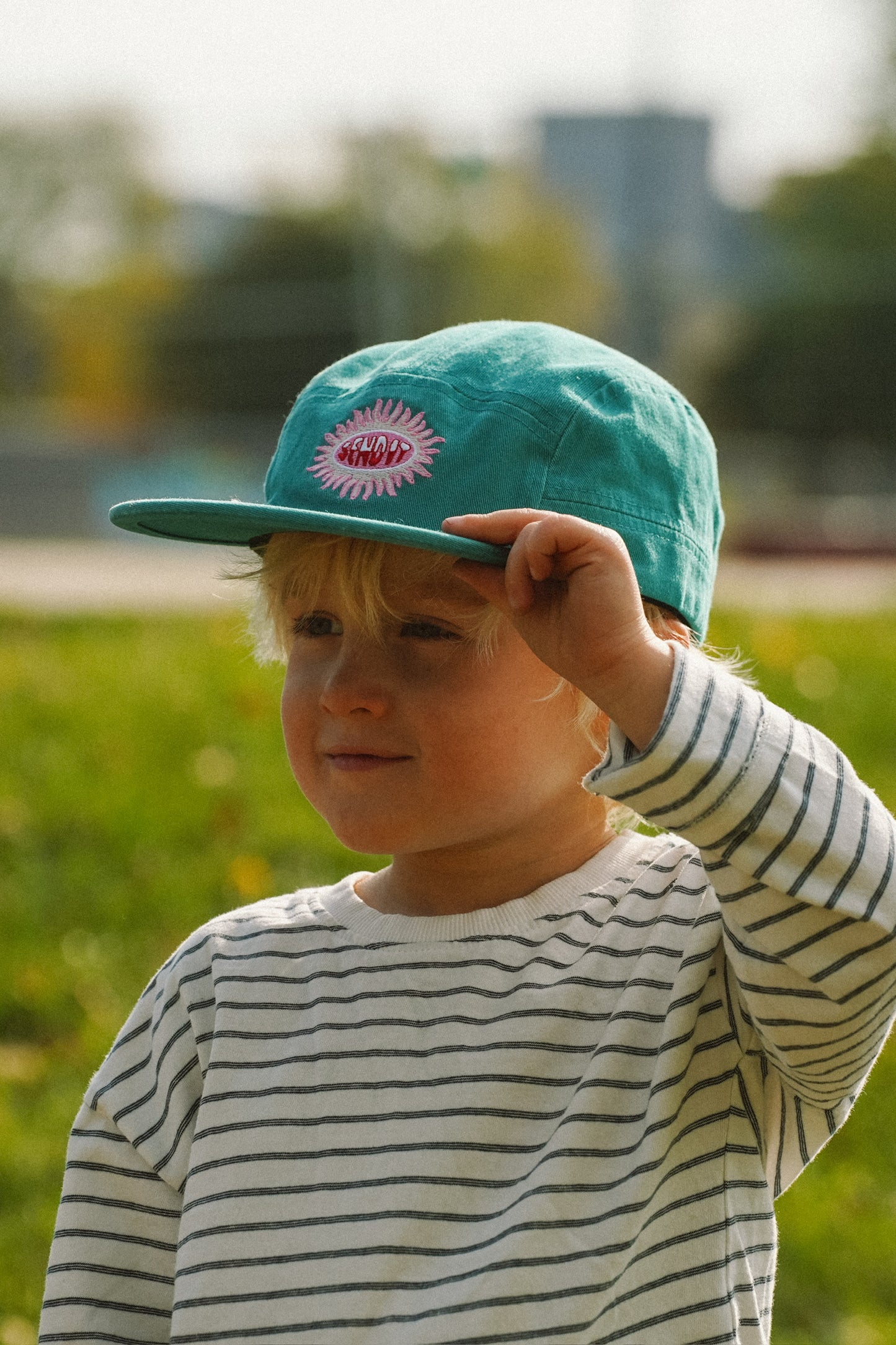 Kids Surfline 5 panel cotton cap designed for lightweight summer wear