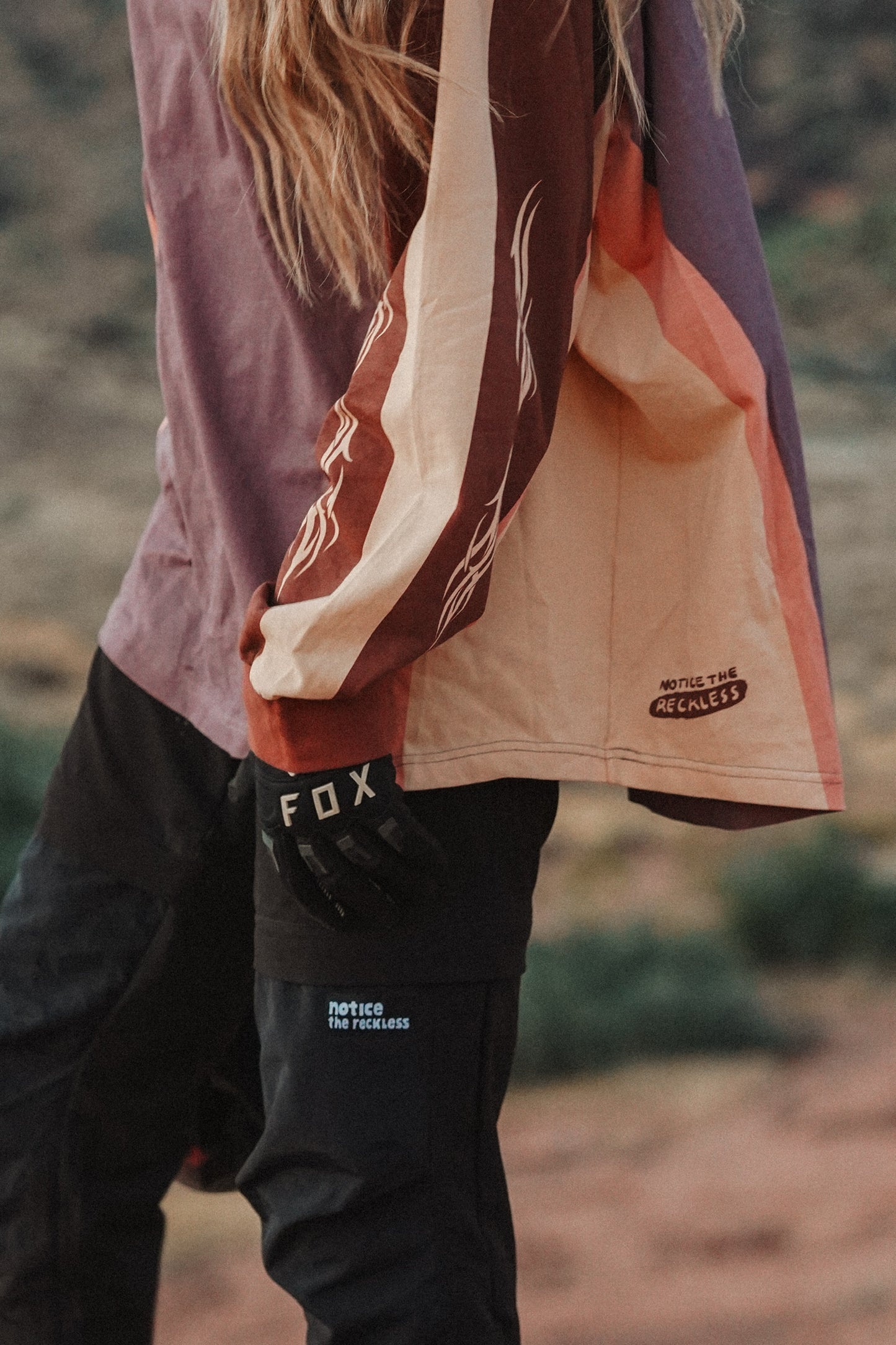 Relaxed fit mountain bike long sleeve designed for breathable trail performance, post-ride hangs and effortless utility-inspired riding style.