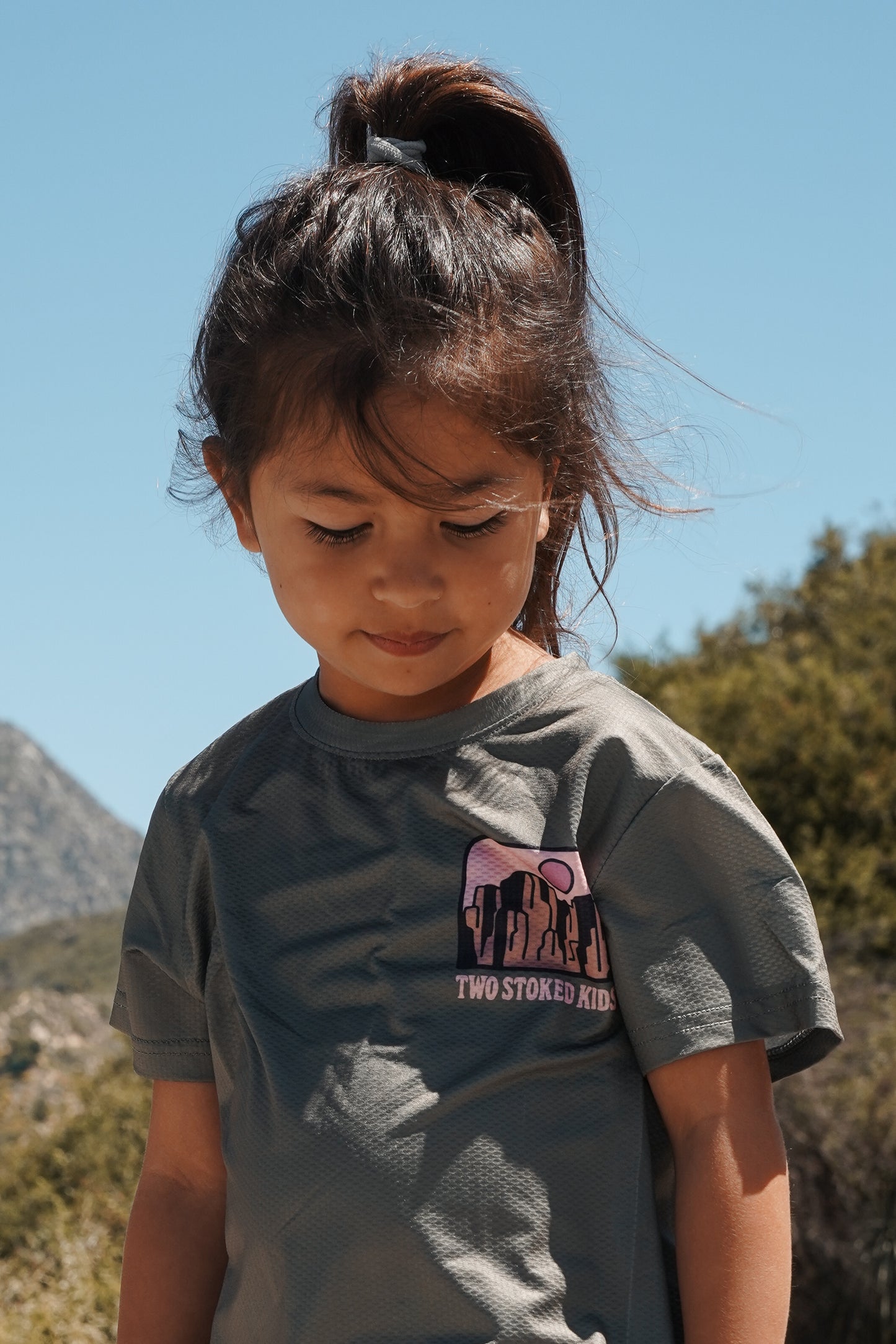 Lightweight youth mountain bike jersey built for active trail sessions, bike park laps and casual riding comfort